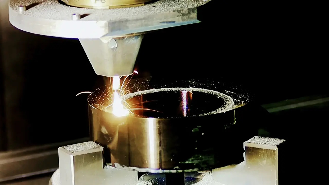 Process video showing preheating and Laser Metal Deposition on a valve seat ring
