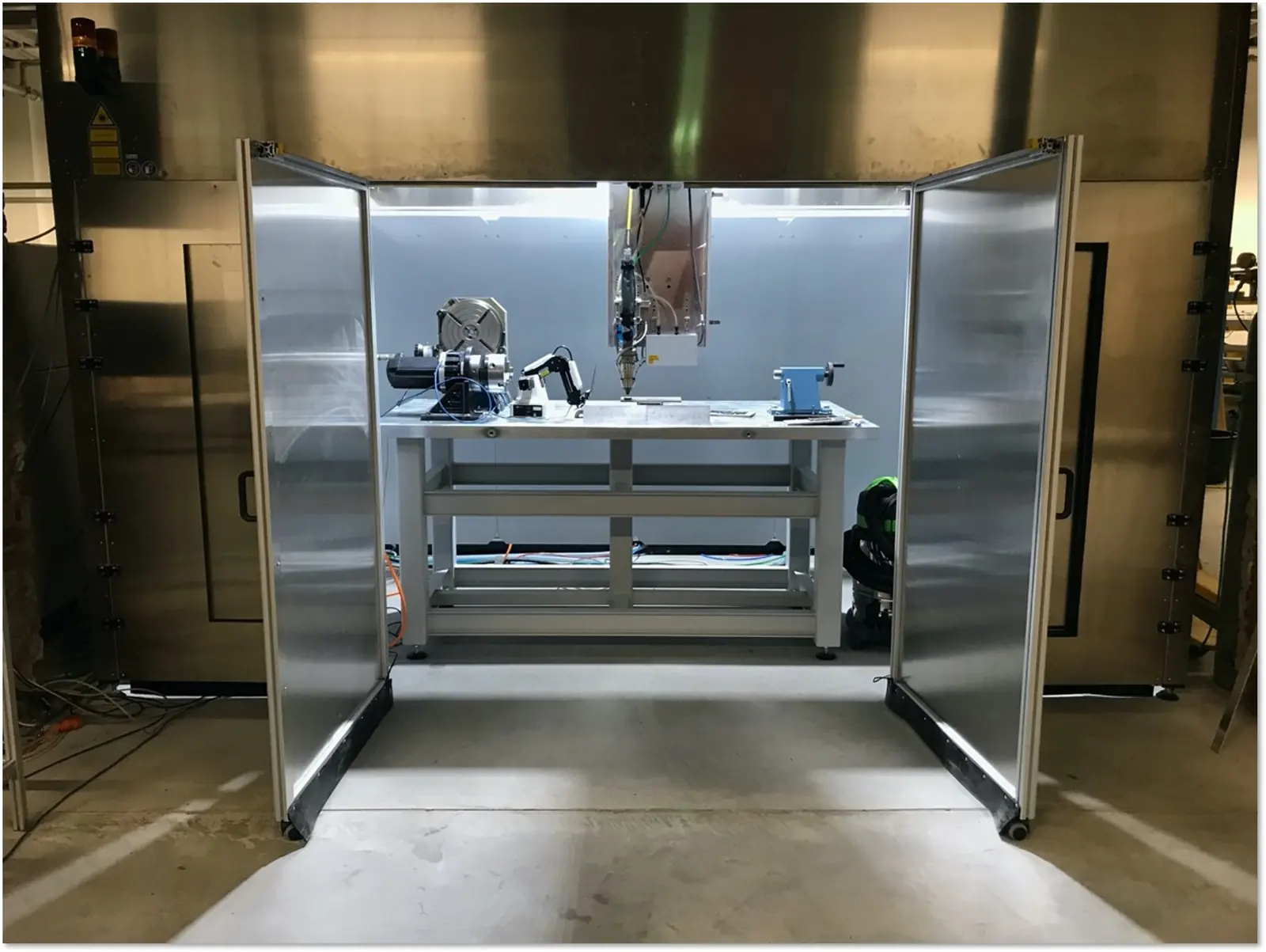 CNC-based LMD machine at Exafuse